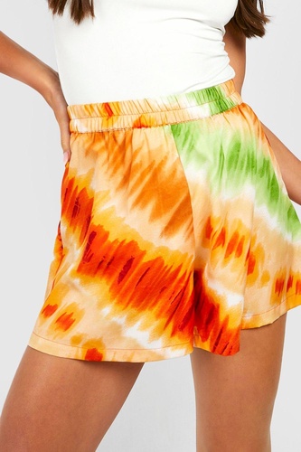 Tall Tie Dye Print Flippy Short