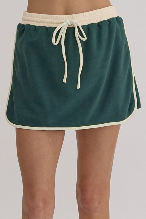 Evergreen Color Contrast Loose Pullover and Lace up Waist Skort