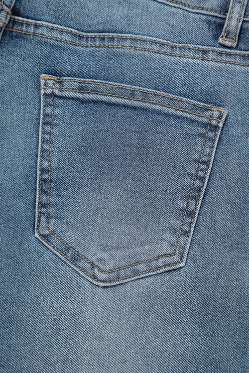 Beau Blue Slightly Distressed Ankle length Straight Jeans