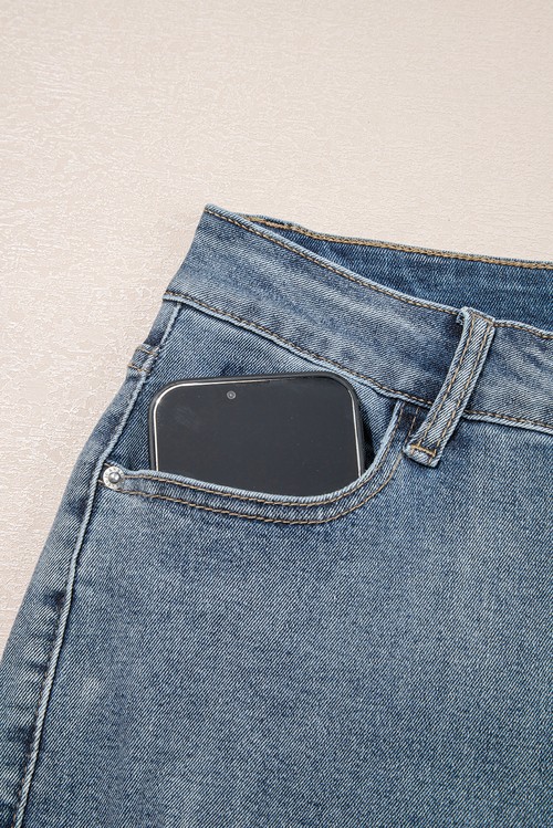 Beau Blue Slightly Distressed Ankle length Straight Jeans