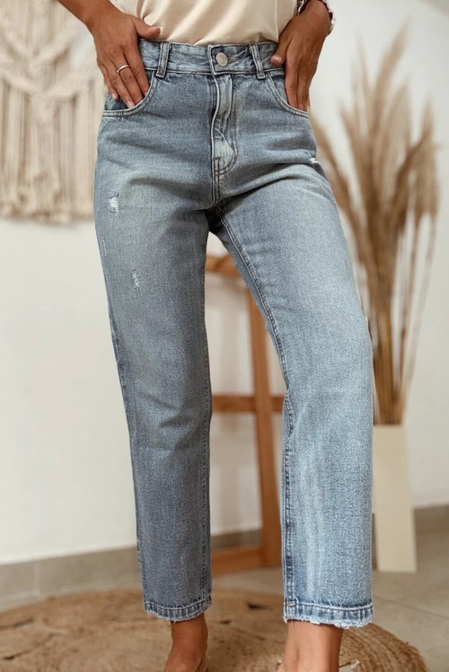 Beau Blue Slightly Distressed Ankle length Straight Jeans