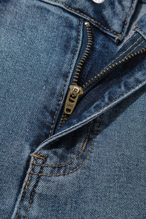 Beau Blue Slightly Distressed Ankle length Straight Jeans
