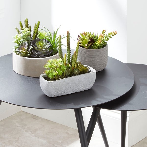 Ryker Metal Outdoor Nesting Side Tables, Black