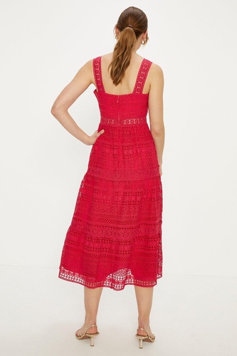 Petite Premium Geo Lace Tiered Midi Dress